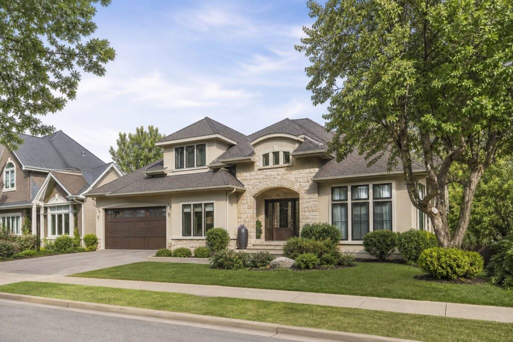 Brandon neighborhood with well-kept homes and quiet residential streets, an established residential neighborhood